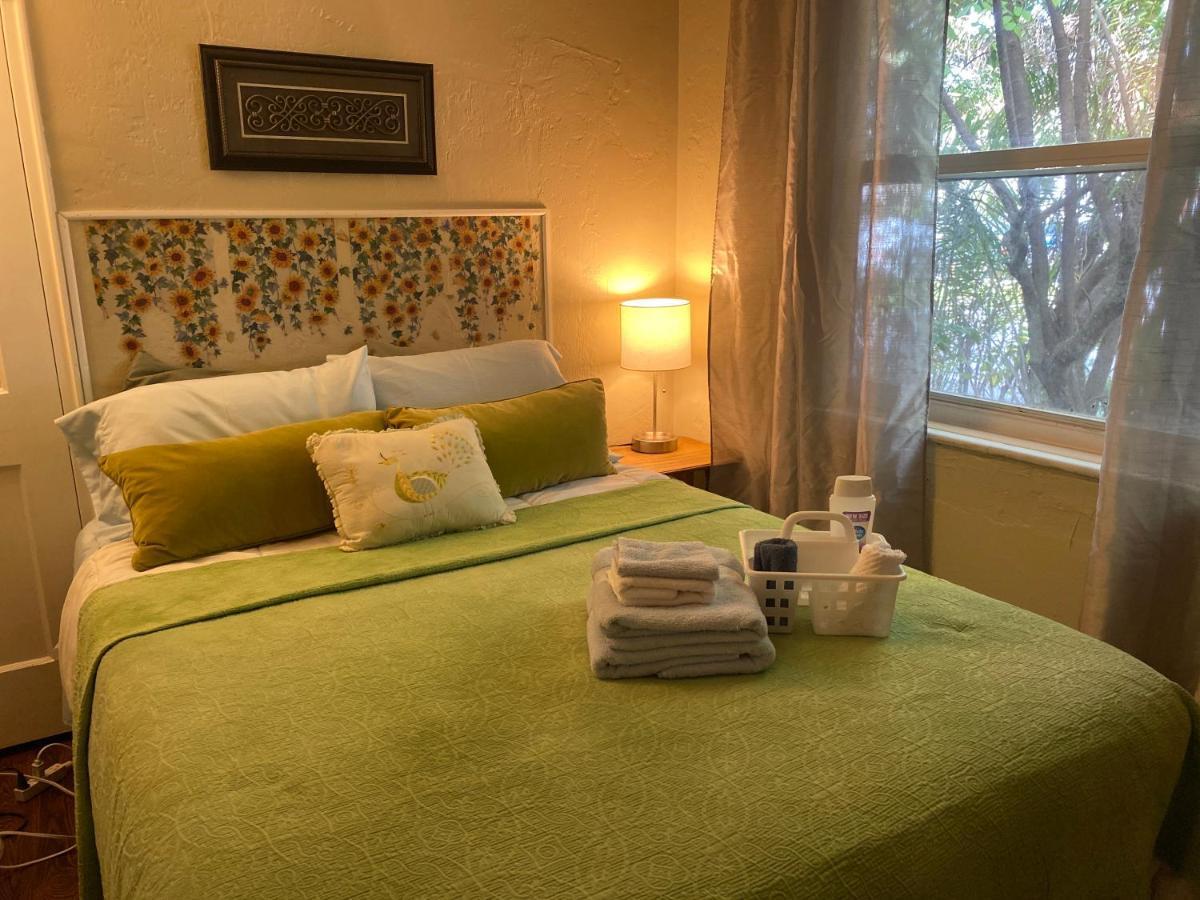 Villa Olivia Guest Rooms Hollywood Exterior foto
